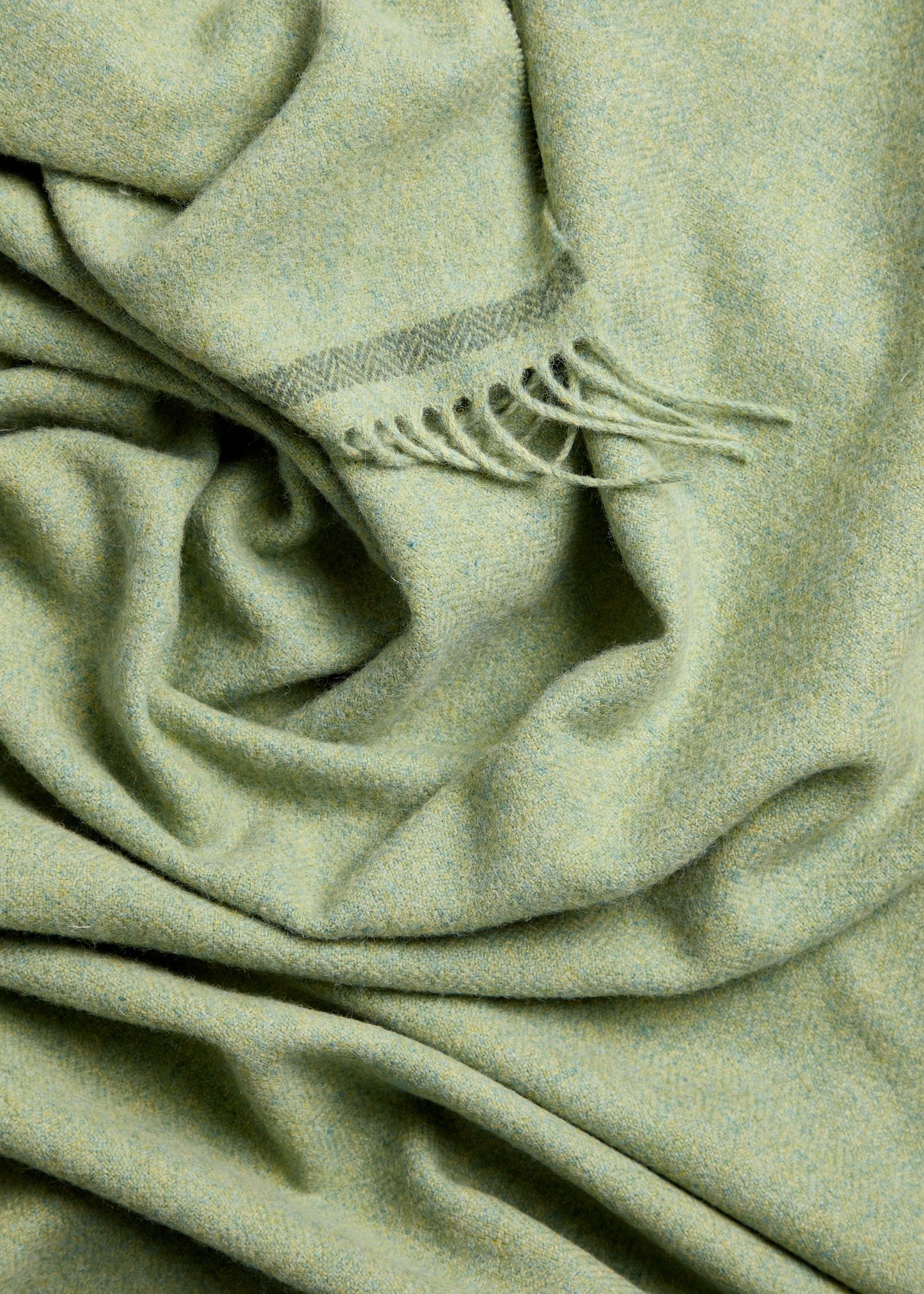 Foxford Blackwater Lambswool Throw