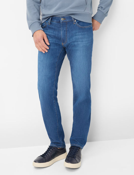 Brax Men's Chuck Hi Flex Light Denim Jean