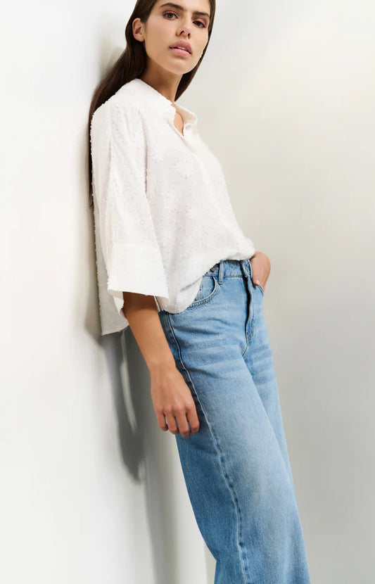 YAYA Cropped Airy Textured Blouse