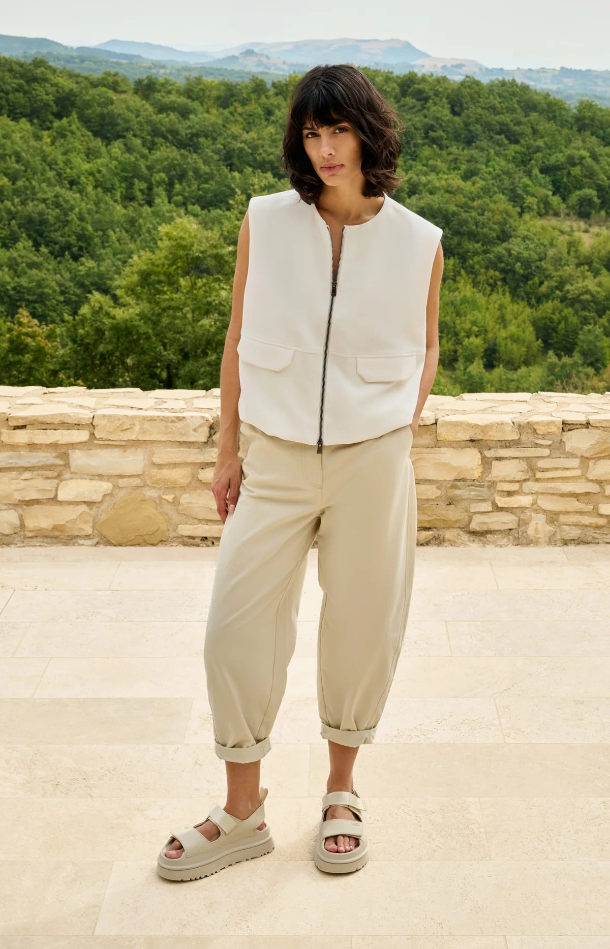 YAYA Sleeveless Zip Jacket