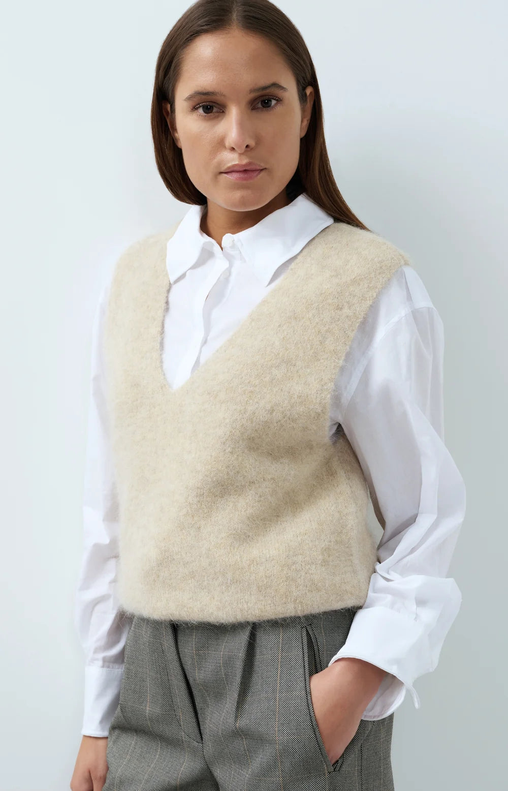 YAYA V-neck Sweater Vest