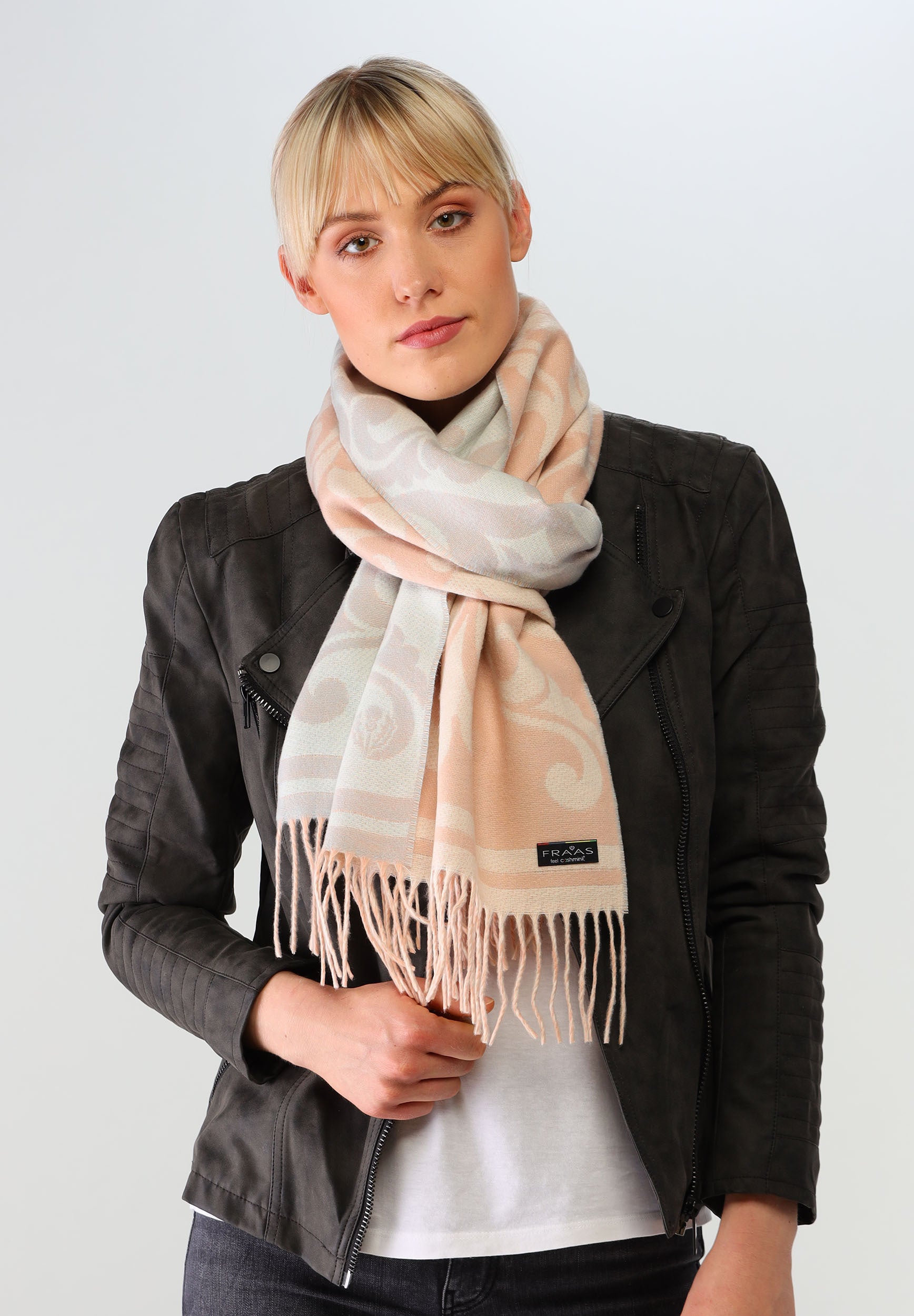 Fraas Essential Solid Oversized Cashmink Scarf Off White