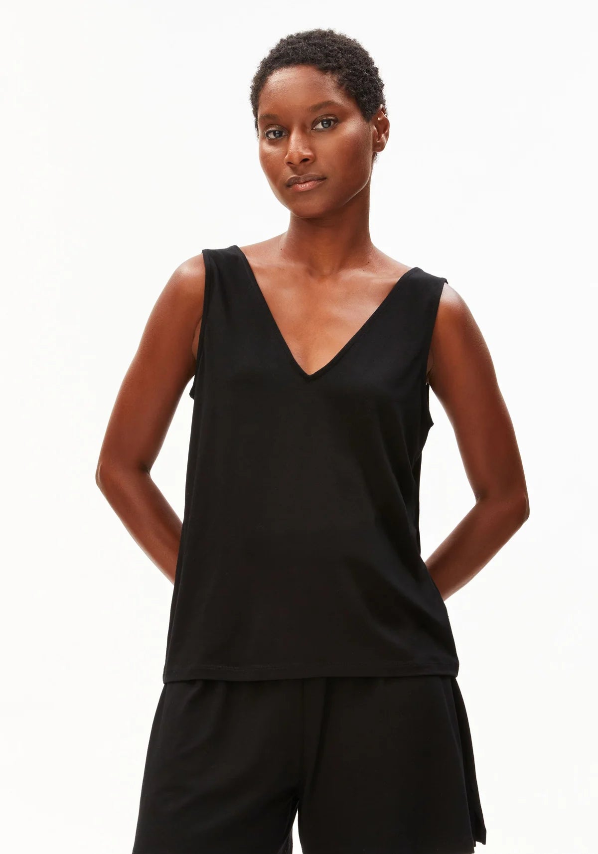 ARMEDANGELS V-neck Jersey Tank