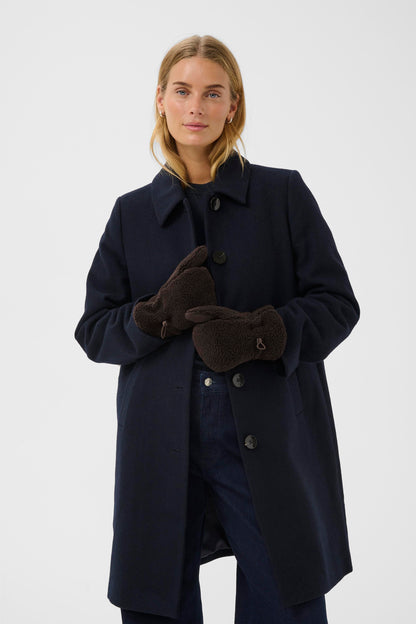 Part Two Saisa Sherpa Mittens