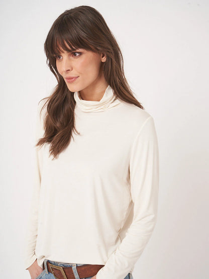 Repeat Light Turtleneck Layer top