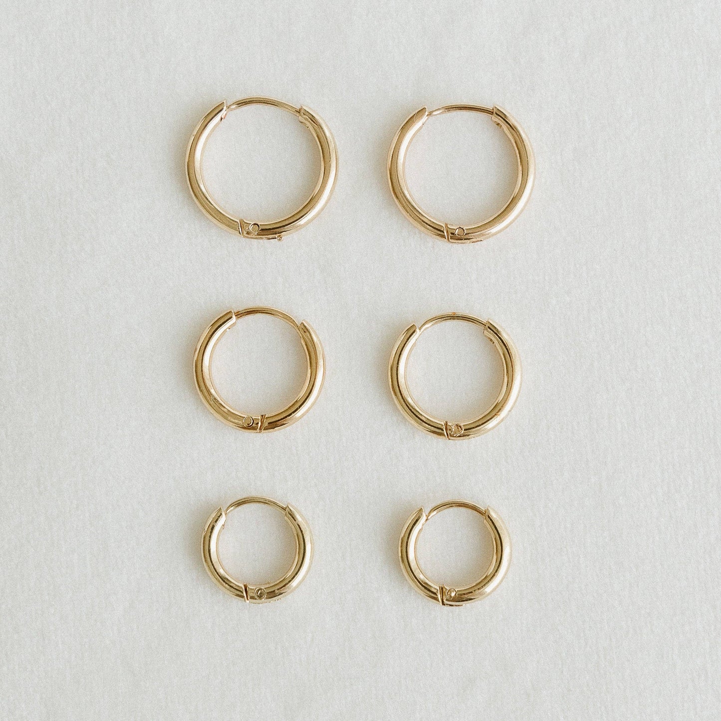 Thin Hoops: Medium (14mm)