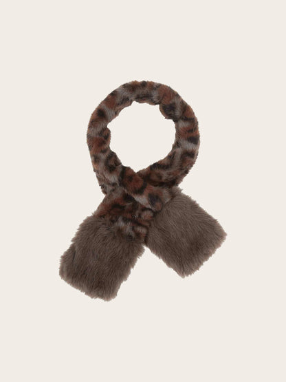 Lovenich Leopard Faux Fur Scarf
