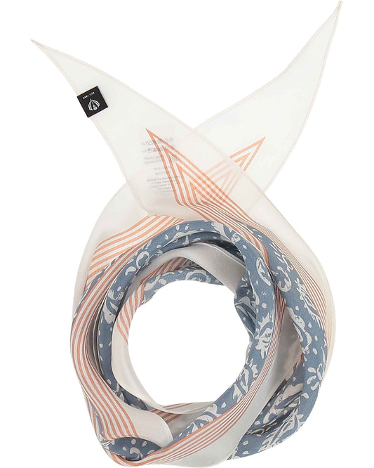 Paisley Border Silk Diamond