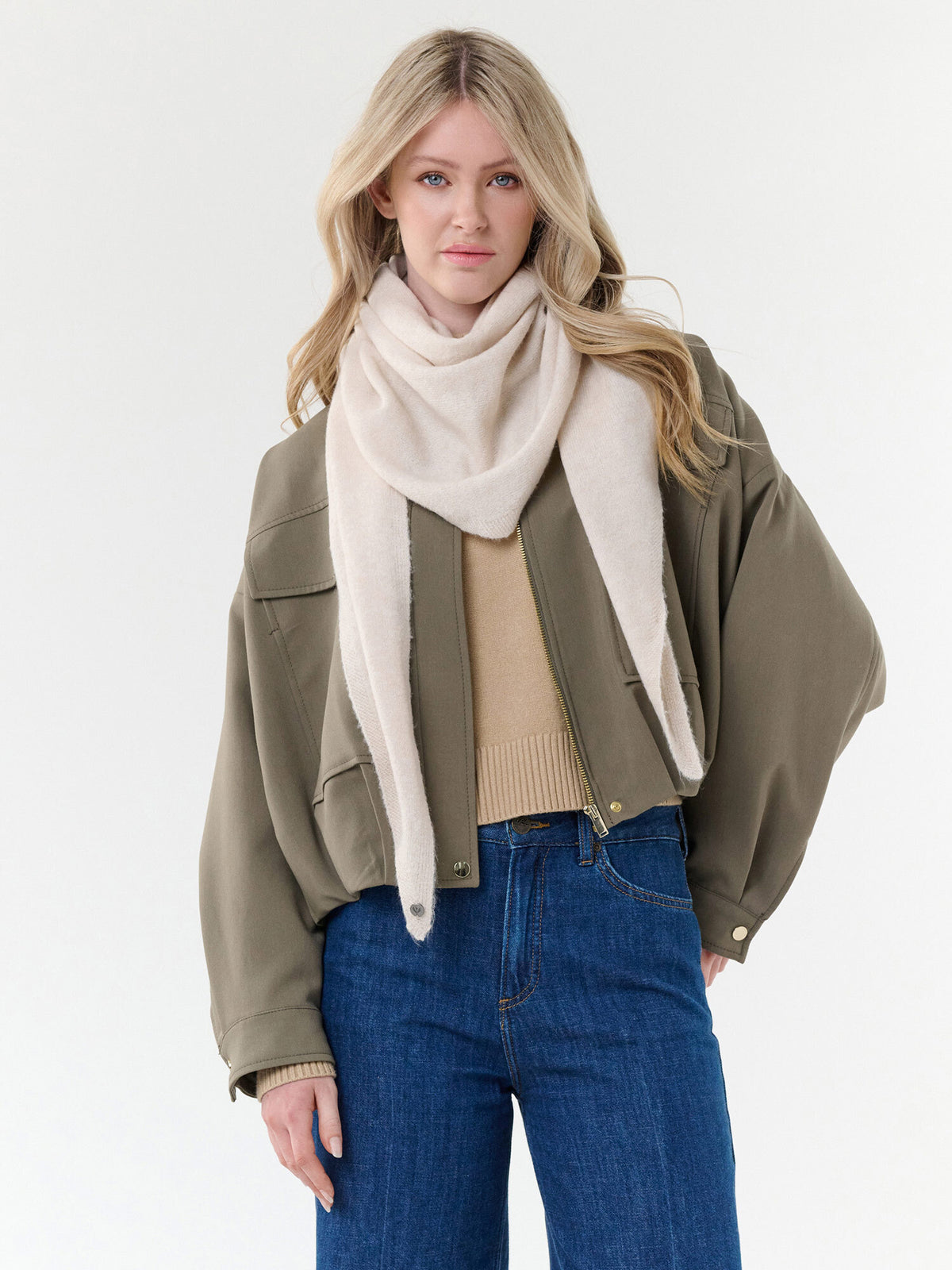 Alicia Scarf