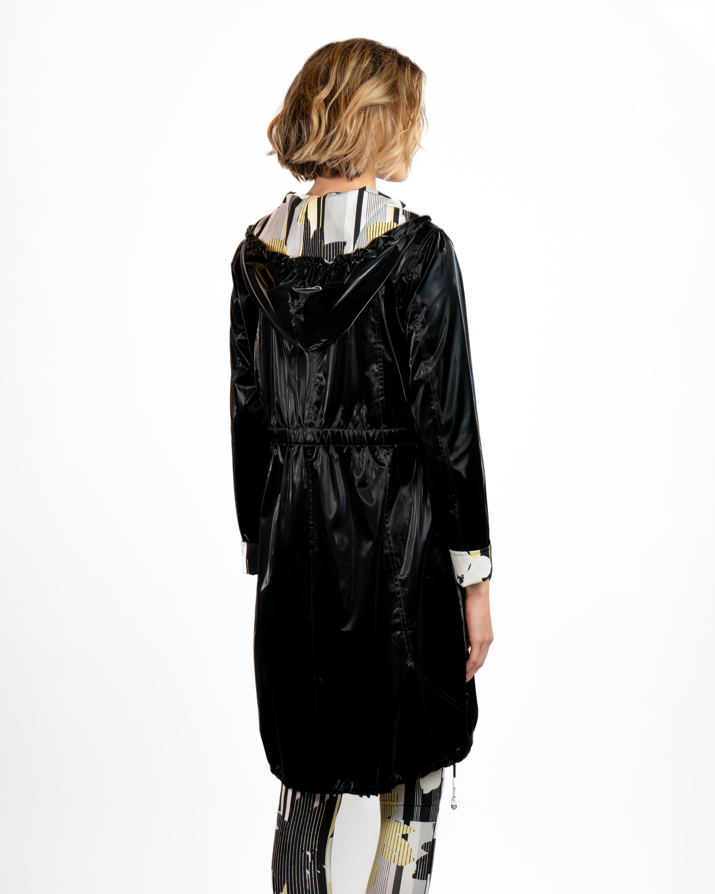 BYLYSE Shiny Long Raincoat