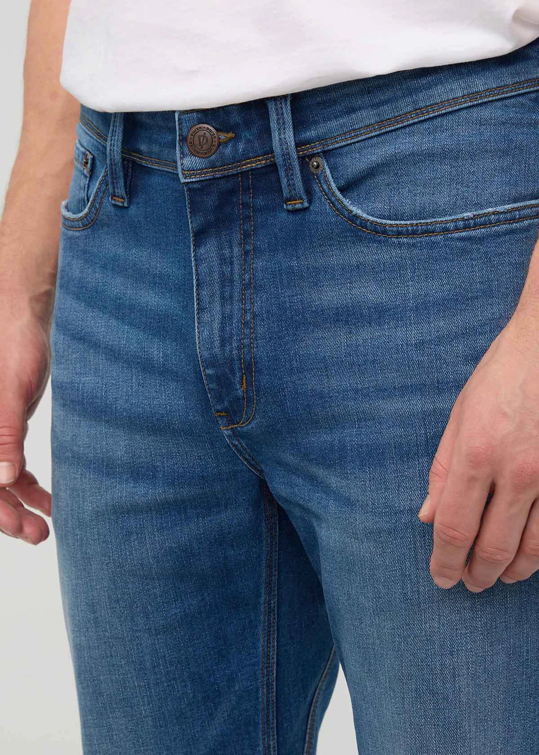 DUER Performance Denim+ Straight