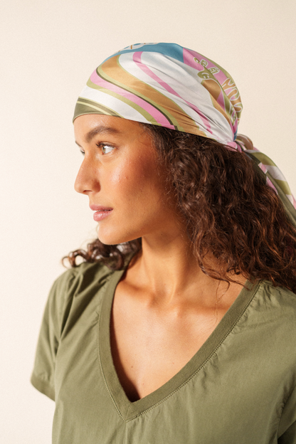 Saint James Square Scarf