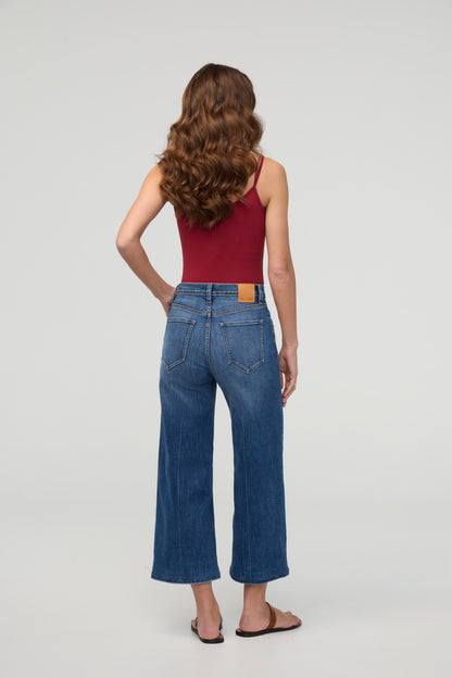 DUER Performance Denim+ High Rise Wide Leg Crop