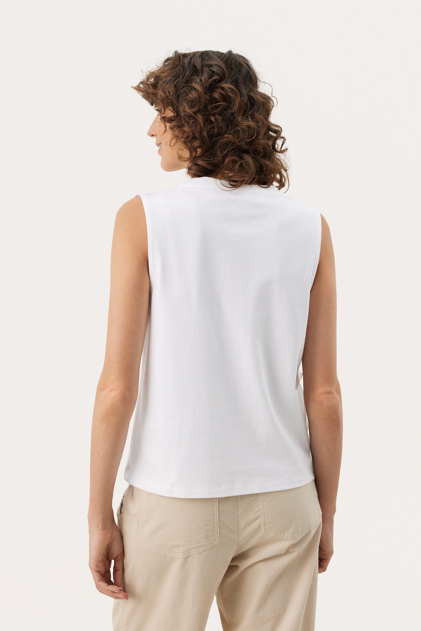 Part Two Julieve Sleeveless Ruffle Blouse