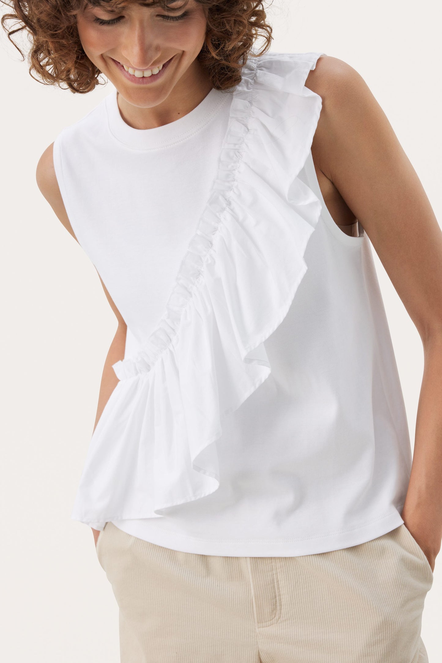 Part Two Julieve Sleeveless Ruffle Blouse