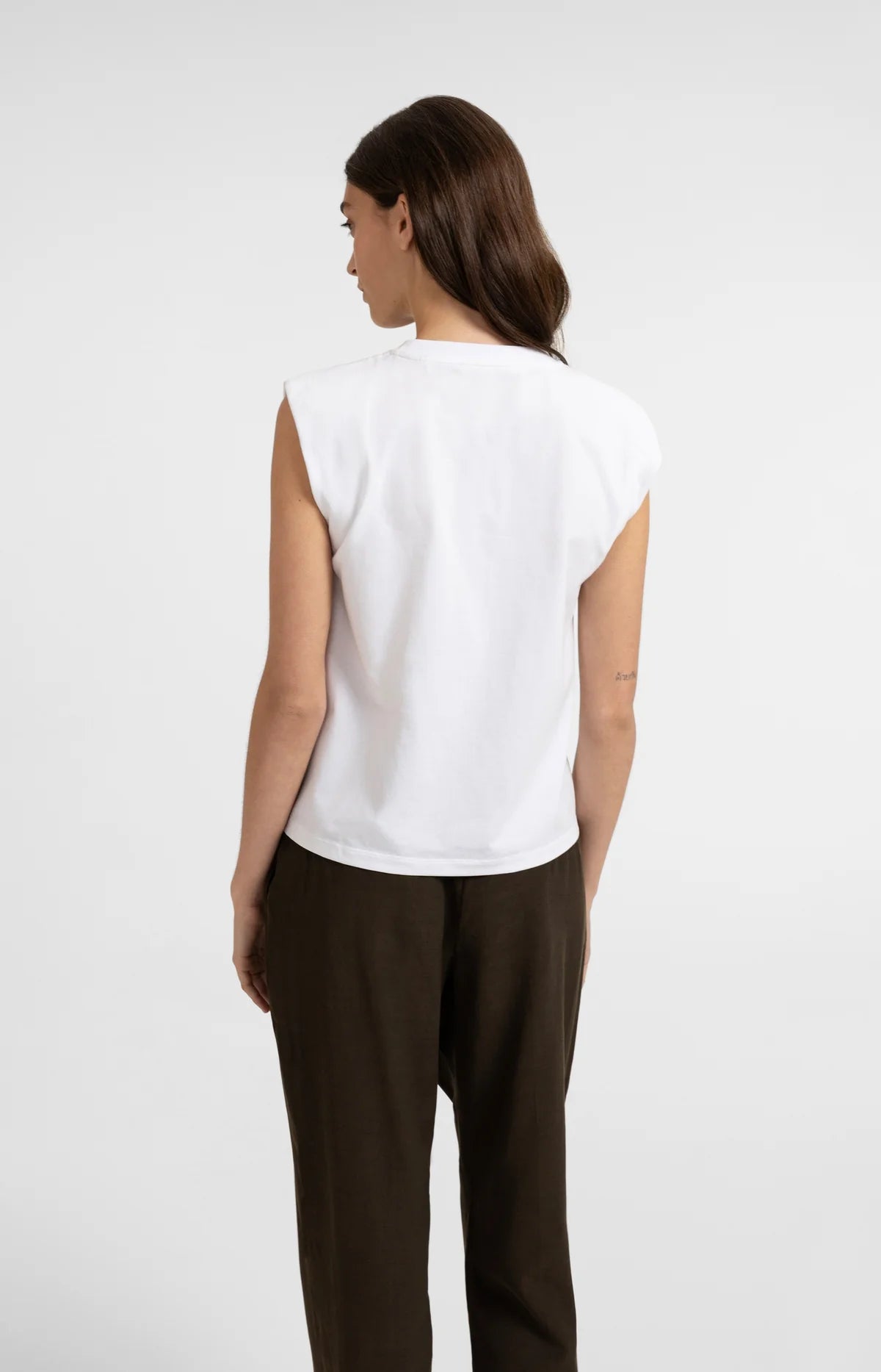 YAYA Sleeveless Top with Scarf
