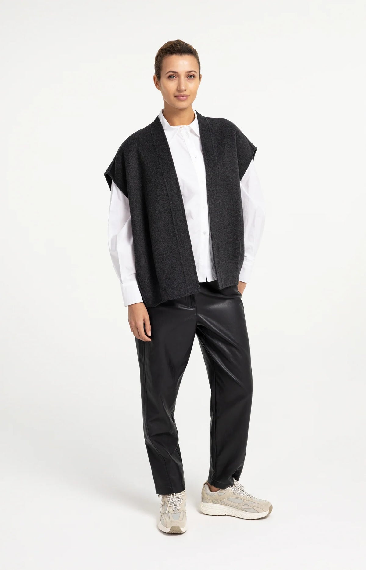 YAYA Faux Leather Trouser