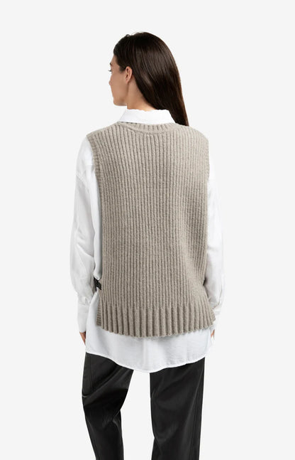 YAYA Ribbed Sleeveless Sweater