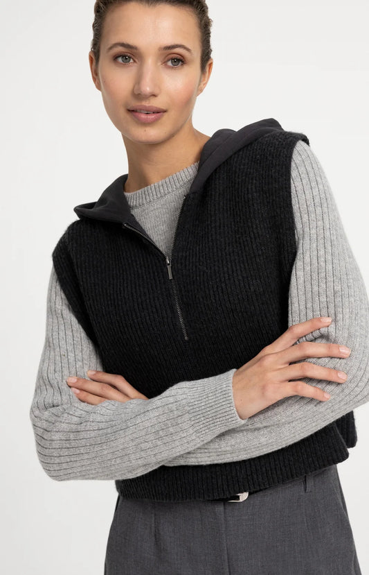 YAYA Sleeveless Sweater with Jersey Hood