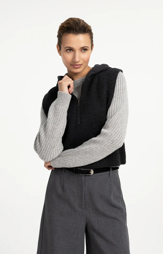 YAYA Sleeveless Sweater with Jersey Hood