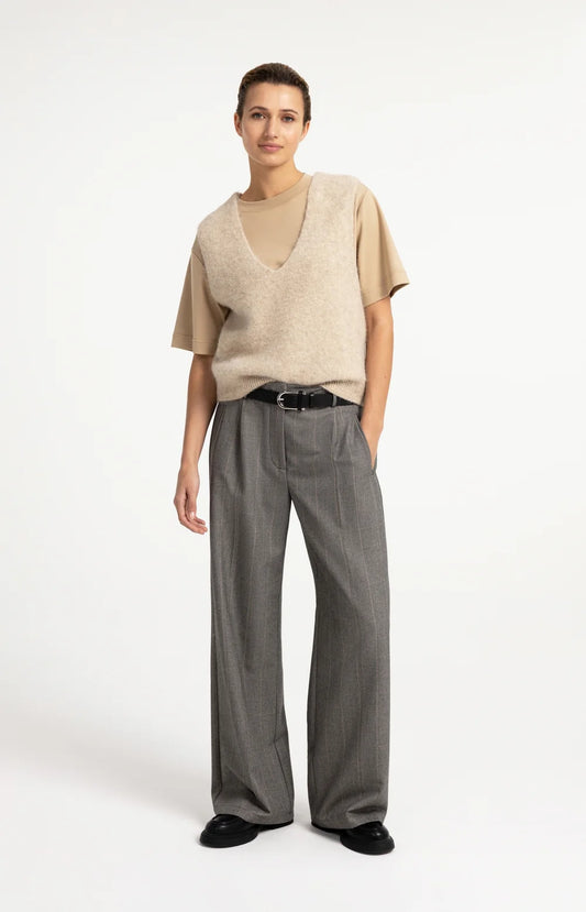 YAYA V-neck Sweater Vest