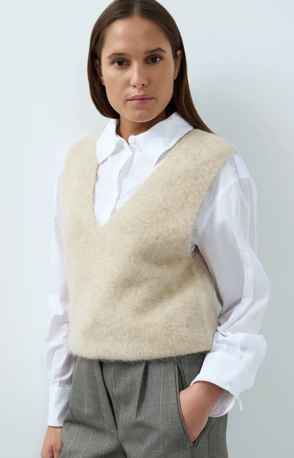 YAYA V-neck Sweater Vest