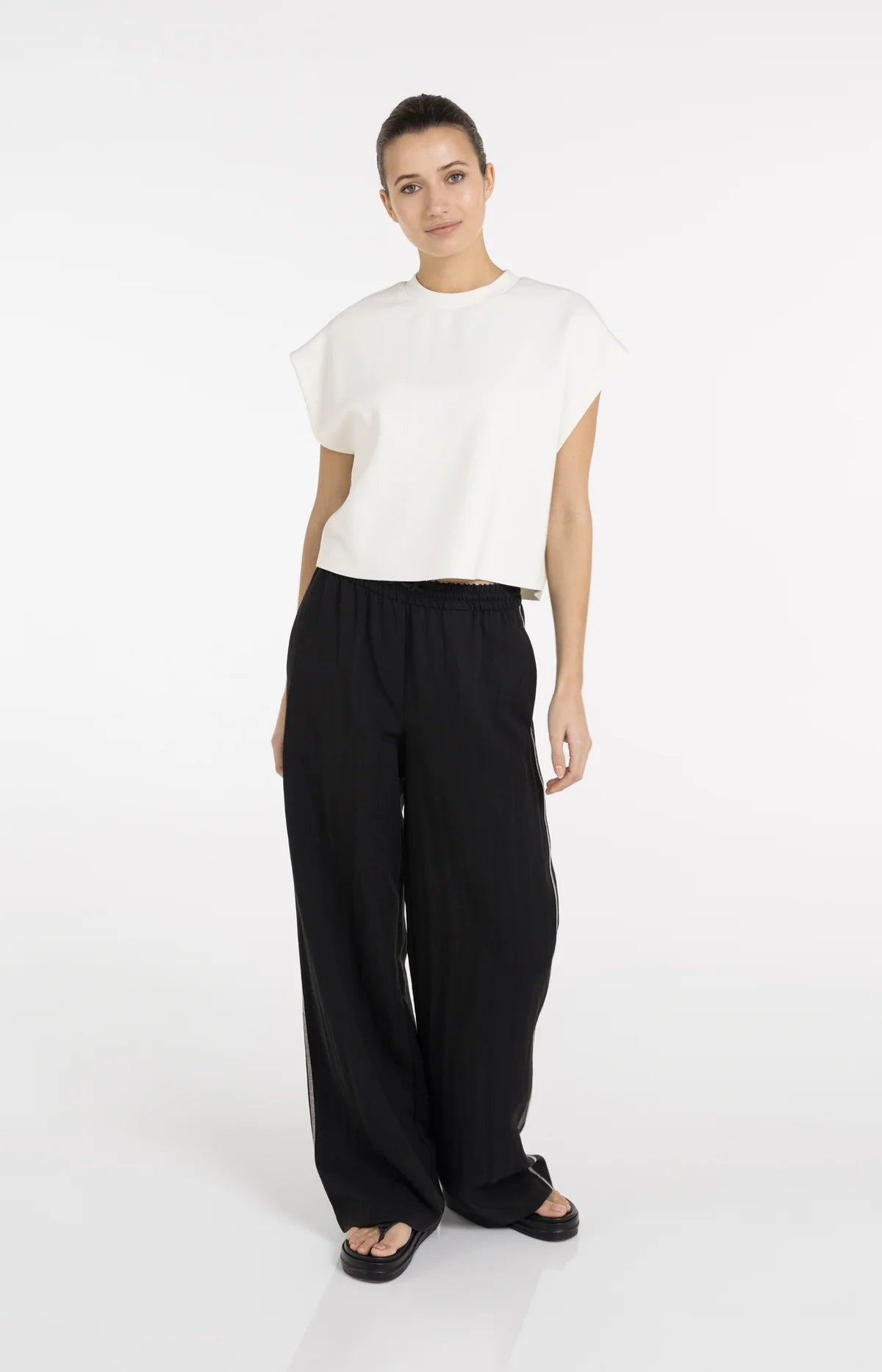 YAYA Woven Pant with Flatlock Detail